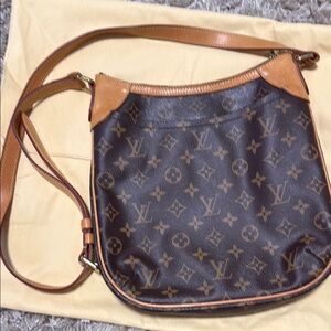 Louis Vuitton Brown Monogram Shoulder Bag Authentic